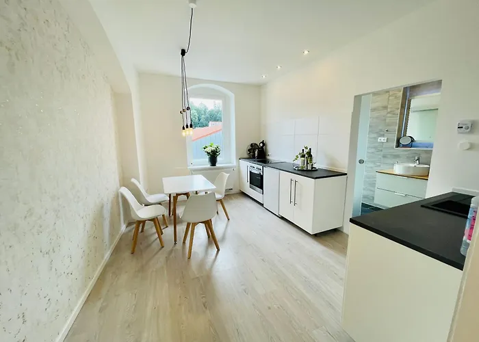 公寓 Zentrale Moderne Mitten In No 2